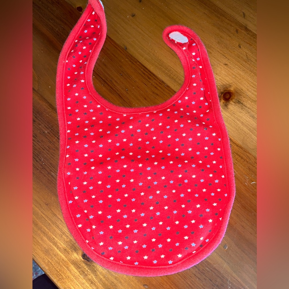 GAP Red Star Pattern Baby Bib